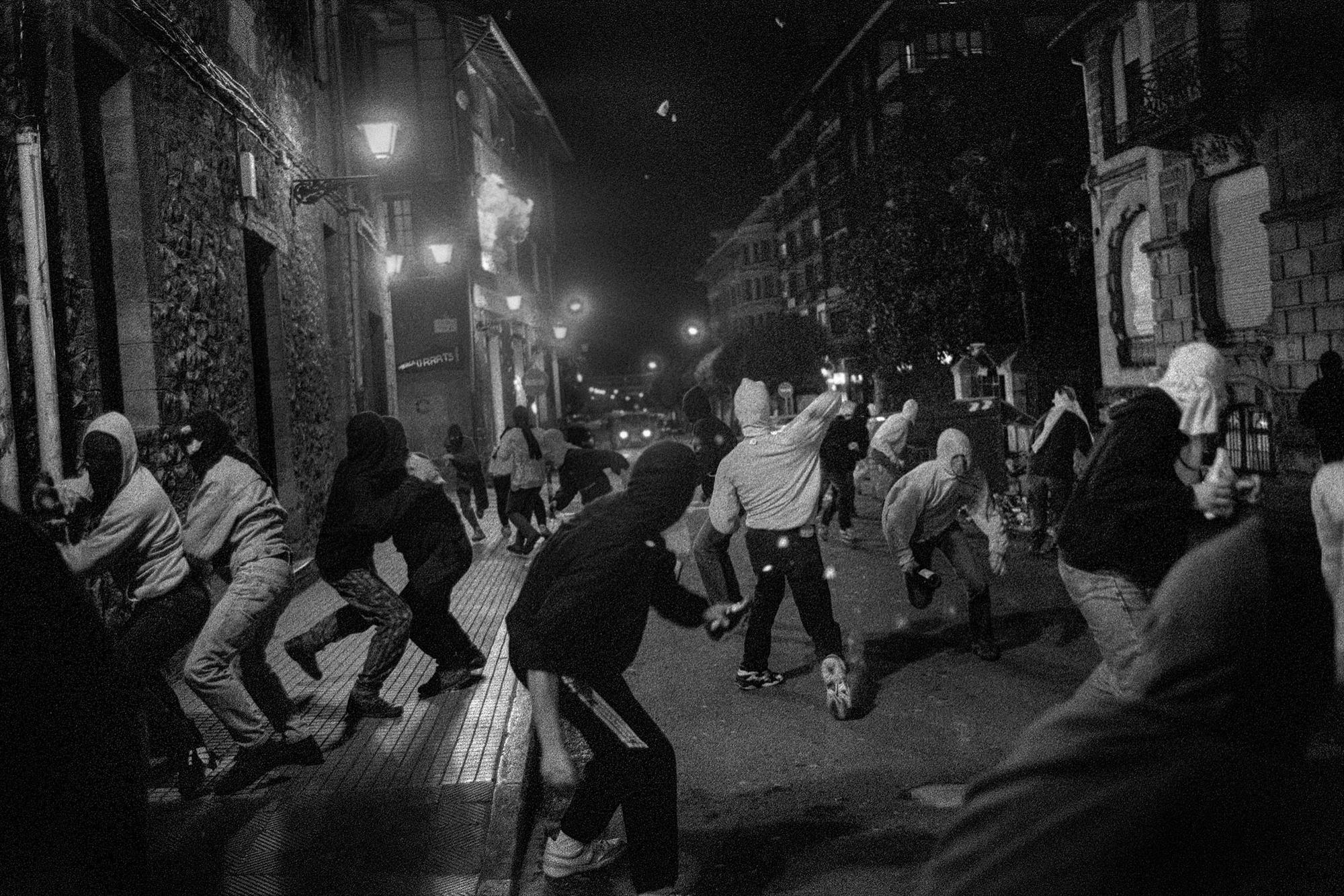 Trimestral 70 Hemendik Hurbil. Cerca de aquí. - 5